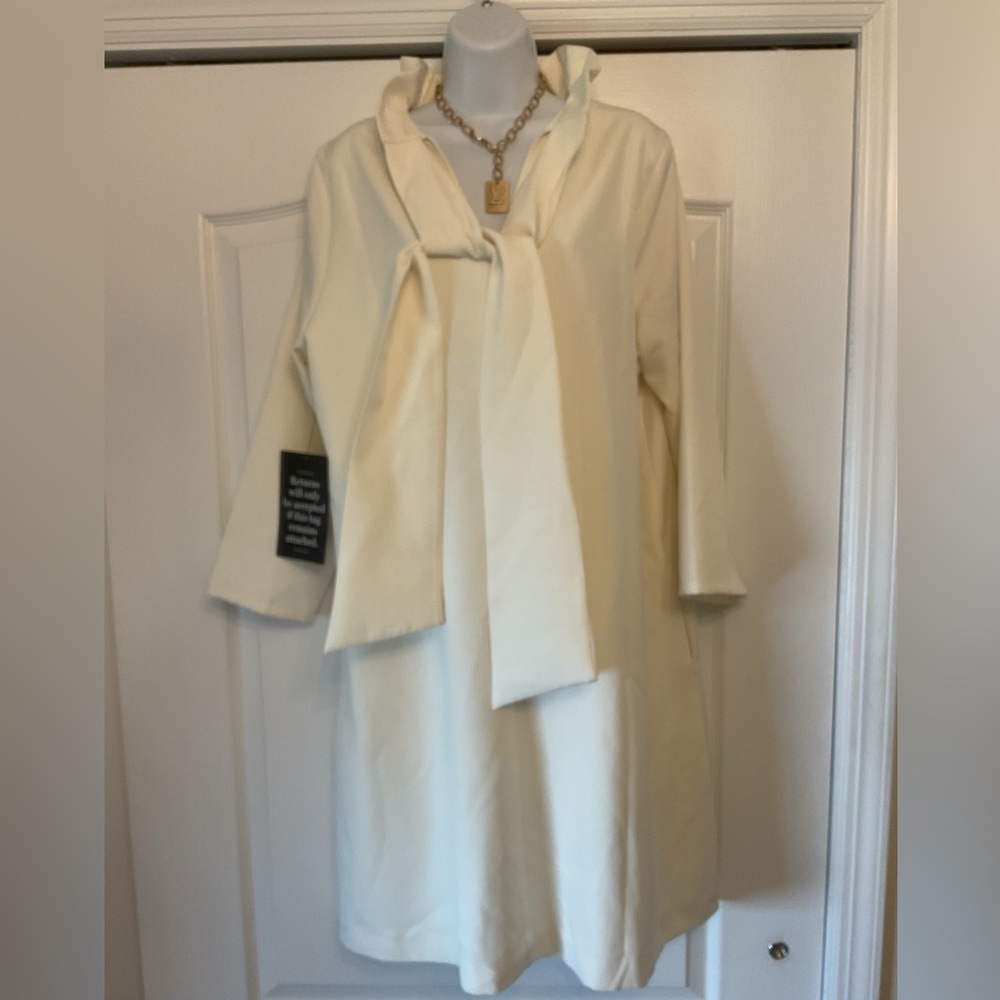 NWT Tuckernuck Daphne Dress Off White Stretch with Bow Tie